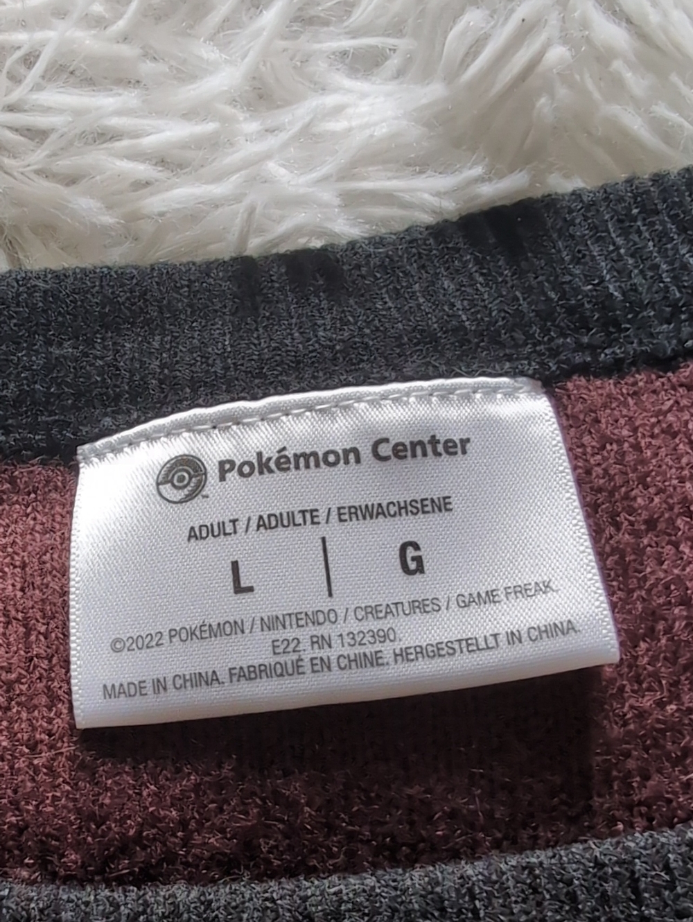 The Pokémon Center Gengar Spooky Forest Sweet Temptations Knit Sweater Large - Picture 8 of 11